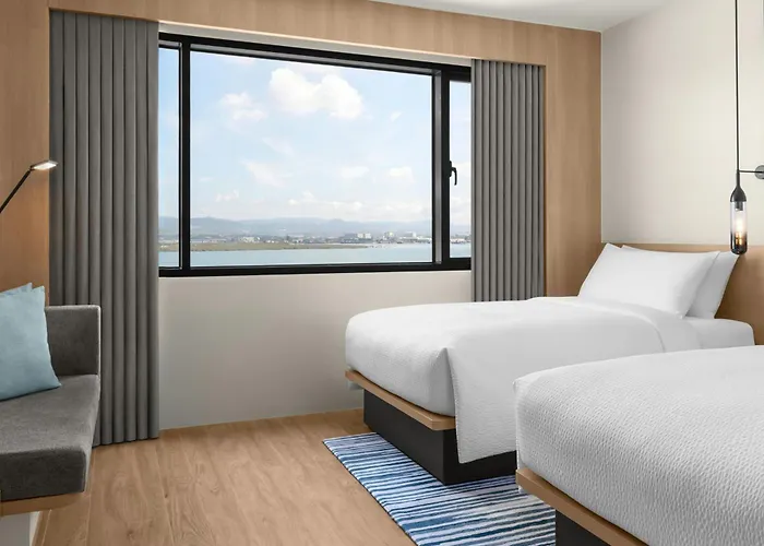 Fairfield By Marriott Cebu Mactan Hotel