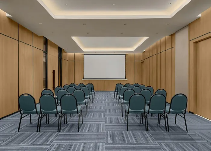 Fairfield By Marriott Cebu Mactan Hotel Lapu-Lapu City