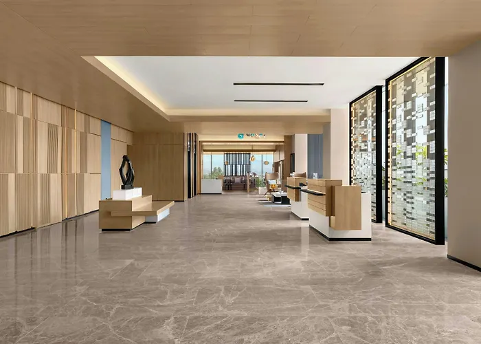 Fairfield By Marriott Cebu Mactan Hotel
