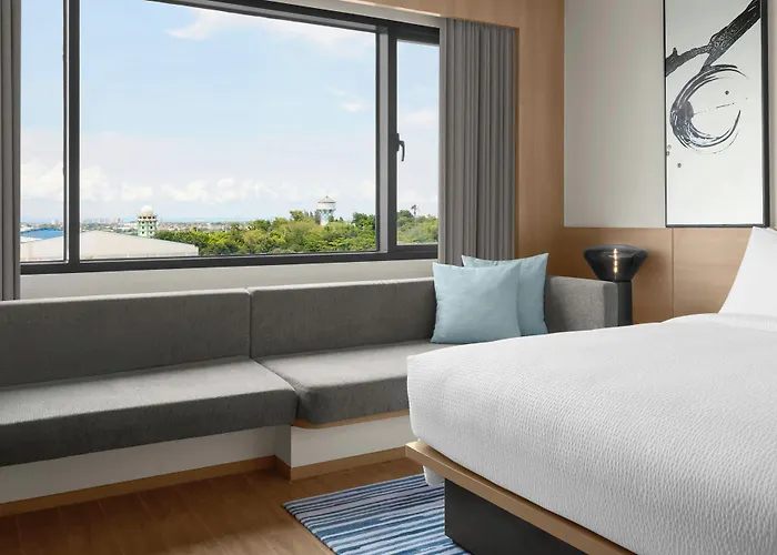 Hotel Fairfield By Marriott Cebu Mactan 4*