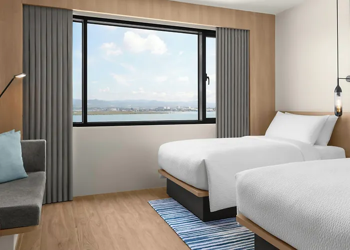 Fairfield By Marriott Cebu Mactan 4*